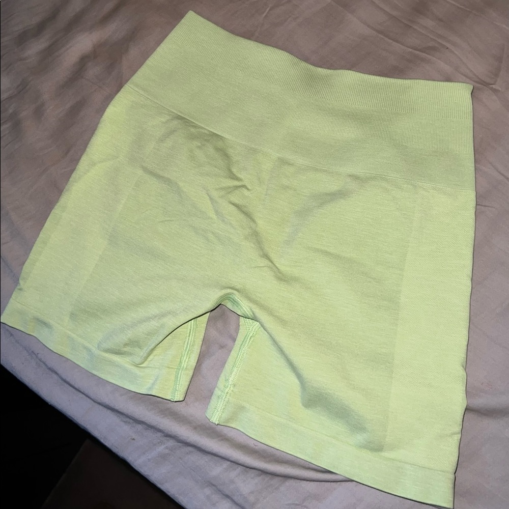 Alphalete Amplify Frozen Spring Shorts